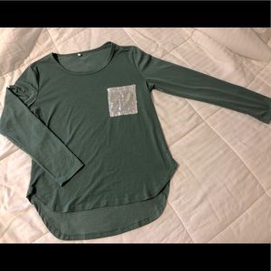 Long sleeve t shirt